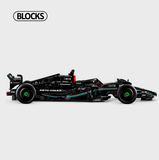 Mercedes W14 AMG (1642 Peças)